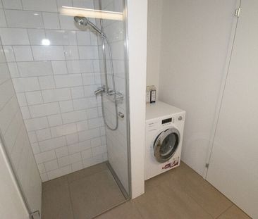 Moderne und helle 1.5 Zimmerwohnung mit eigenem Waschm/Tumbler Komb... - Photo 4