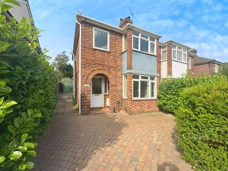 1 bedroom in a house share to rent - Photo 3