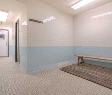 For Lease - 975 Warwick Court Unit# 1608, Burlington, Ontario - Photo 2