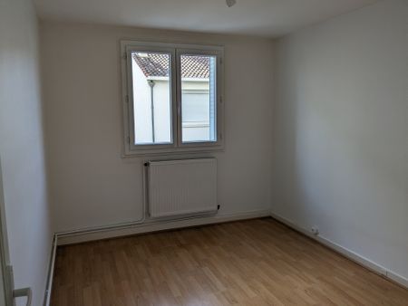 Appartement T4 rue Stendhal Valence - Photo 3