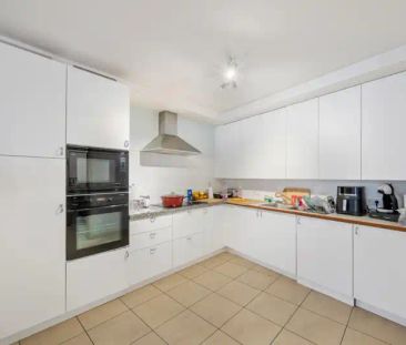 Roeselare : Instapklaar duplexappartement met zolder voorzien van 3... - Photo 2