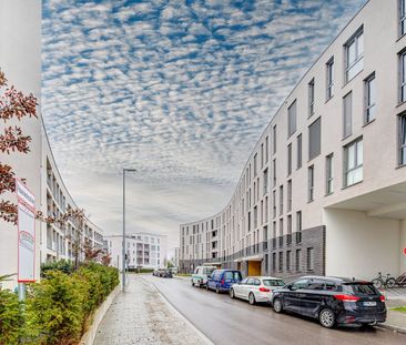 2,5-Zimmer-Wohnung mit großer Dachterrasse und Balkon - Photo 1