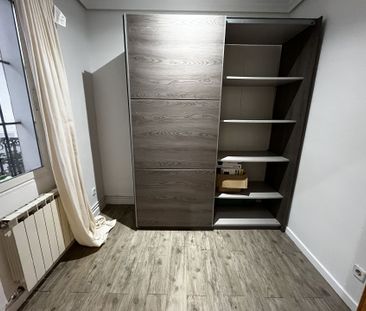 Piso de alquiler en Calle de Almadén, Cortes - Huertas - Photo 4