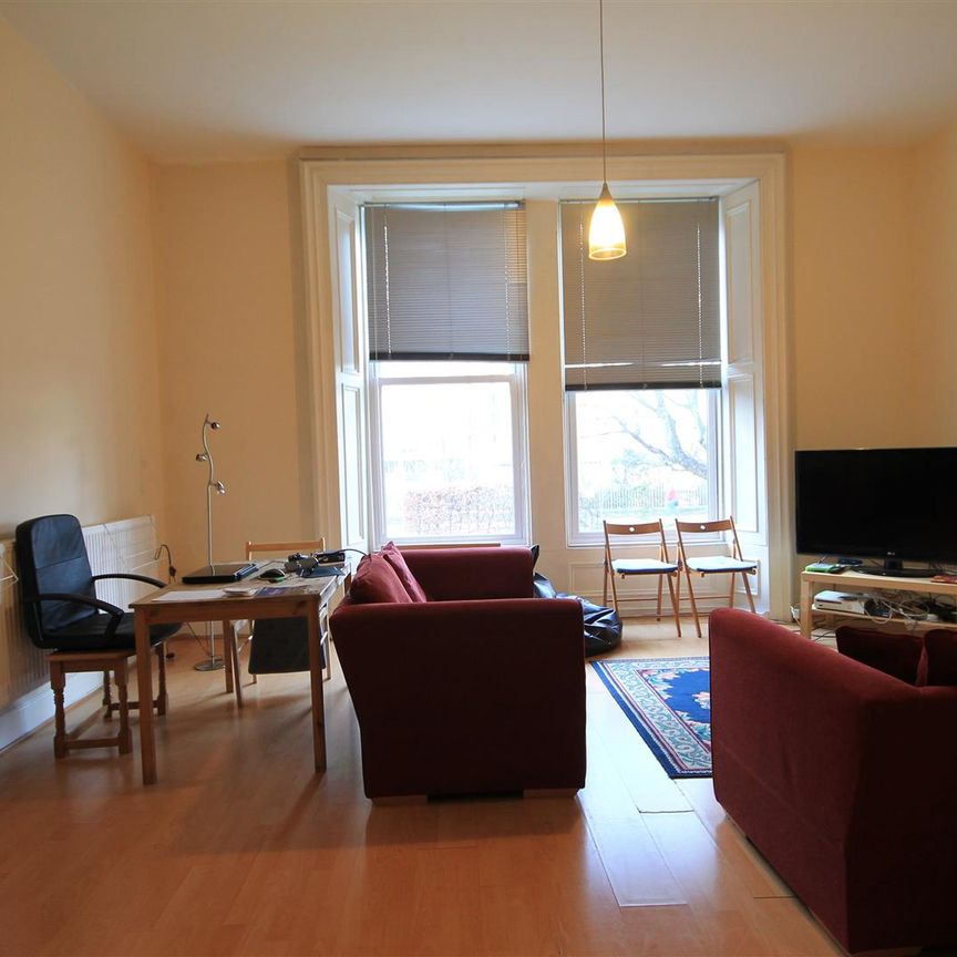 Osborne Terrace, Jesmond - Photo 1