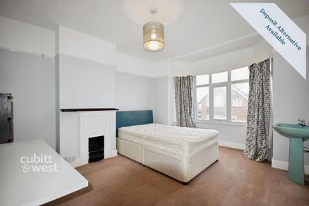 4 bedroom semi-detached house to rent - Photo 2