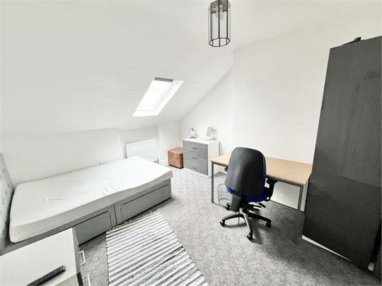 4 bedroom house share to rent - Photo 1