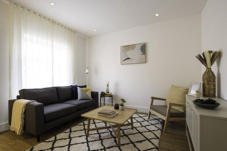 3 bedroom flat to rent - Photo 5