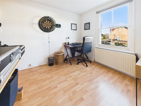 Radnor Gardens, Twickenham, Middlesex, TW1 - Photo 5