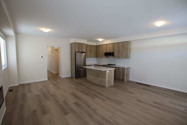 For Lease - 1372 Canfield Street, Oshawa, Ontario - Photo 1