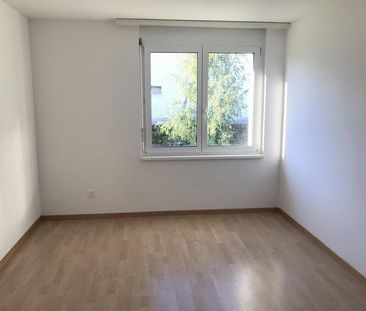 Helle und grosszügige Wohnung mit Seeblick - Photo 4