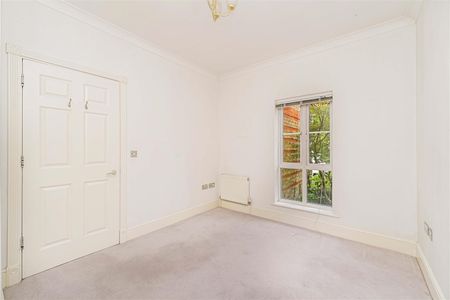 Flat To Let - Photo 3