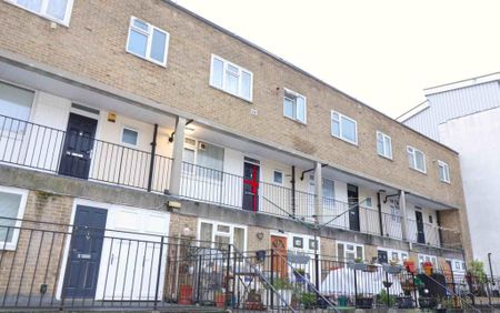 3 bedroom flat to rent - Photo 3