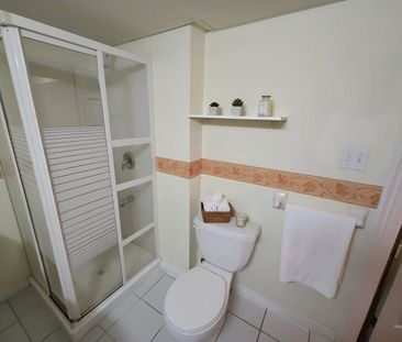 For Lease - 15 Twin Pines Crescent Unit# BSMT, Brampton, Ontario - Photo 2