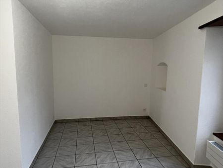 1.5 Zimmer, 2. Stock - Photo 3