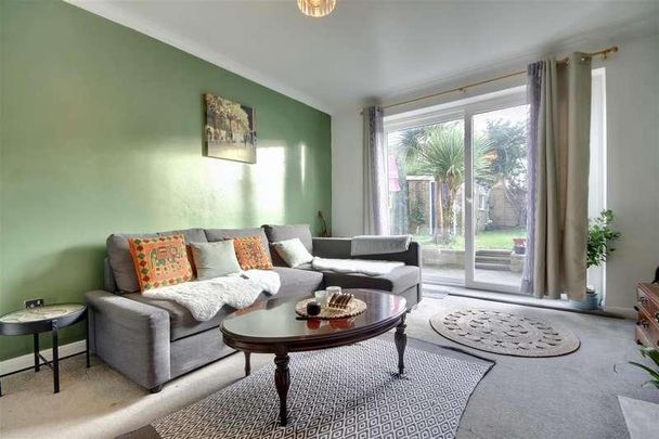 Gritanwood Road, Southsea, PO4 - Photo 1