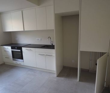 Location Appartement 4 pièces 99m² ST JORIOZ 74410 - Photo 3