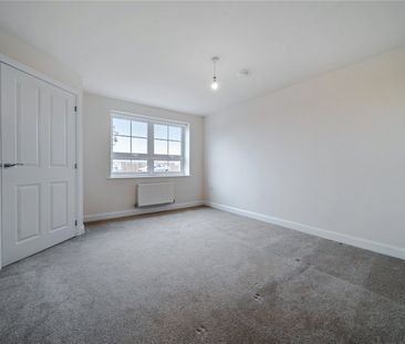 3 bedroom terraced to rent Rowan Road, Houghton Conquest, Bedford, ... - Photo 2
