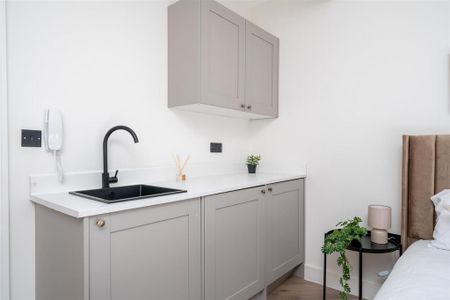 Studio to rent - Photo 3