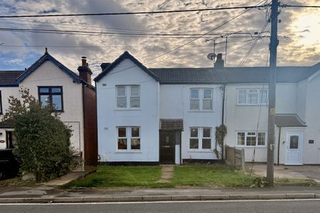 2 bed House Rectory Road, SS5 - Photo 5