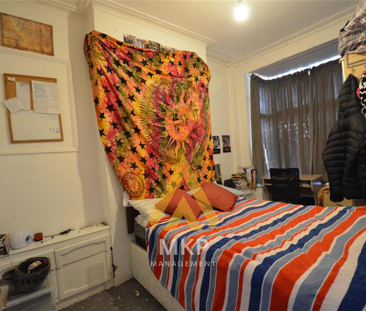 4 bedroom terraced house to rent - Photo 6