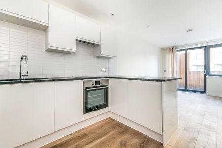 2 bedroom flat to rent - Photo 4