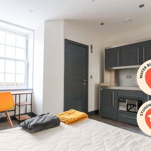 Broad Quay, City Centre - Photo 3