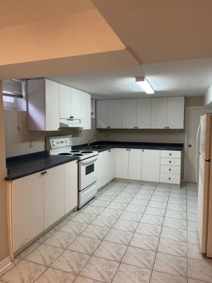 Detached Home For Lease | W9074863 - Photo 1