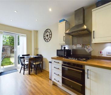 3 bedroom terraced house to rent - Photo 3