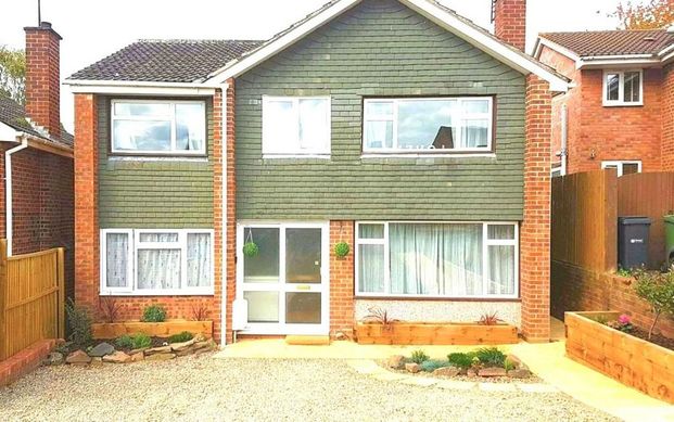 7 bedroom detached house to rent - Photo 1