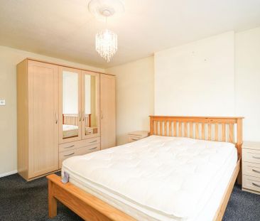 2 bedroom detached bungalow to rent - Photo 4