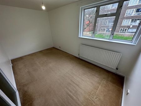 Long Field, NW9 5SU, London - Photo 2