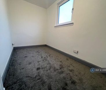 3 bedroom maisonette to rent - Photo 1