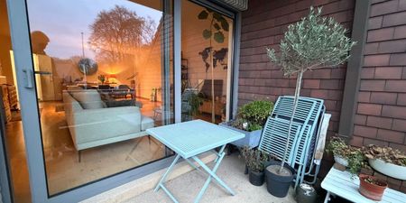 Appartement te huur in Erembodegem voor € 990 met 2 slaapkamers - Photo 3