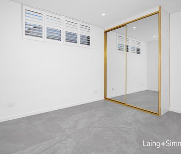 Immerse Yourself in a Lifestyle of Elegance & Comfort - Photo 5