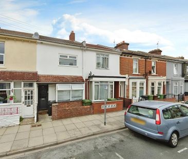 4 bedroom terraced house to rent - Photo 5