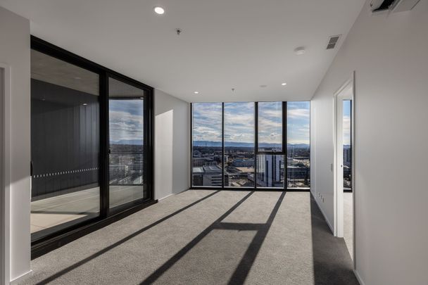 Modern Two-Bedroom Apartment in a Prime Location - Photo 1