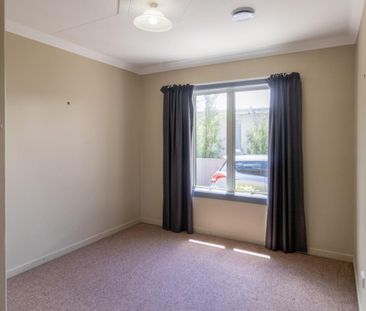 Charming 3-Bedroom Home in Glengarry - Photo 3