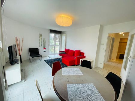 Location Appartement 2 pièces 45m² - Photo 3