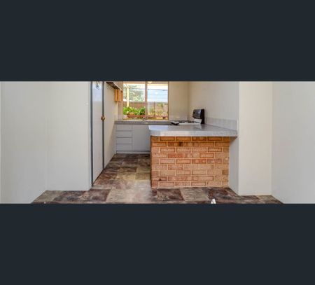 18 Greengage Court, Armadale, WA 6112 - Photo 3