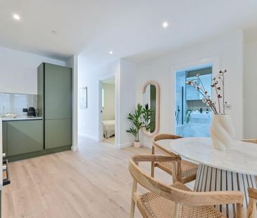 2 bedroom flat to rent - Photo 5