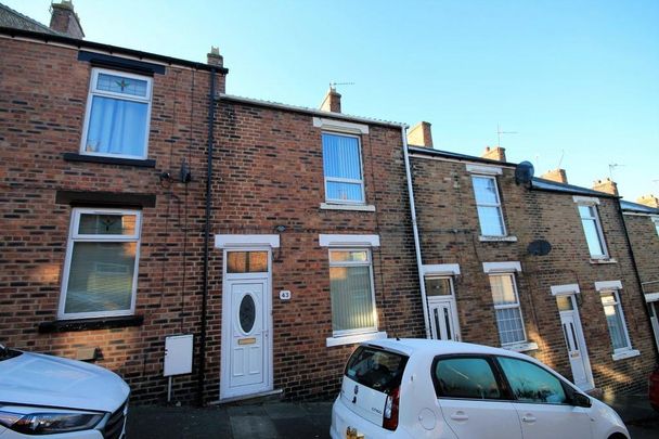 2 bedroom terraced house to rent - Photo 1