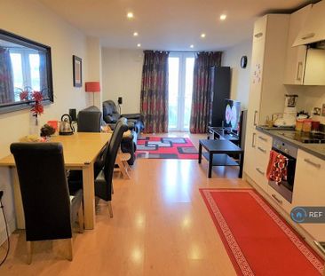 2 bedroom flat to rent - Photo 1