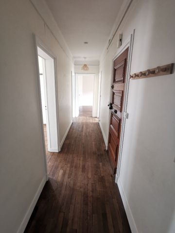 Location Appartement 3 pièces 75m² - Photo 4