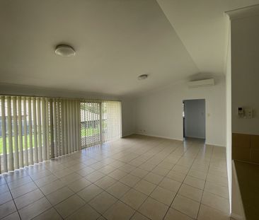 38 Freestone Drive, Upper Coomera - Photo 4