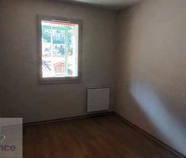 Location appartement 4 pièces 72 m² à Brusque (12360) - Photo 4