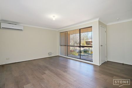 17 Andrew Town Place, Richmond NSW 2753 - House For Rent | Domain - Photo 4