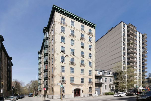 1245 Saint-Marc Street - Photo 1