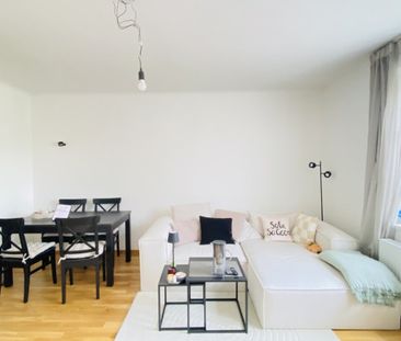 Gemütliche Drei Zimmer Wohnung im Zentrum von Krems Mietbeginn: 01.... - Photo 3