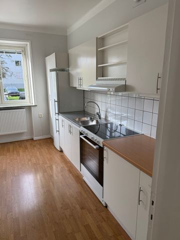 Hertig Karls Allé, Örebro - Photo 3