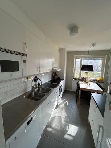 Skattegårdsvägen, Vällingby - Photo 2